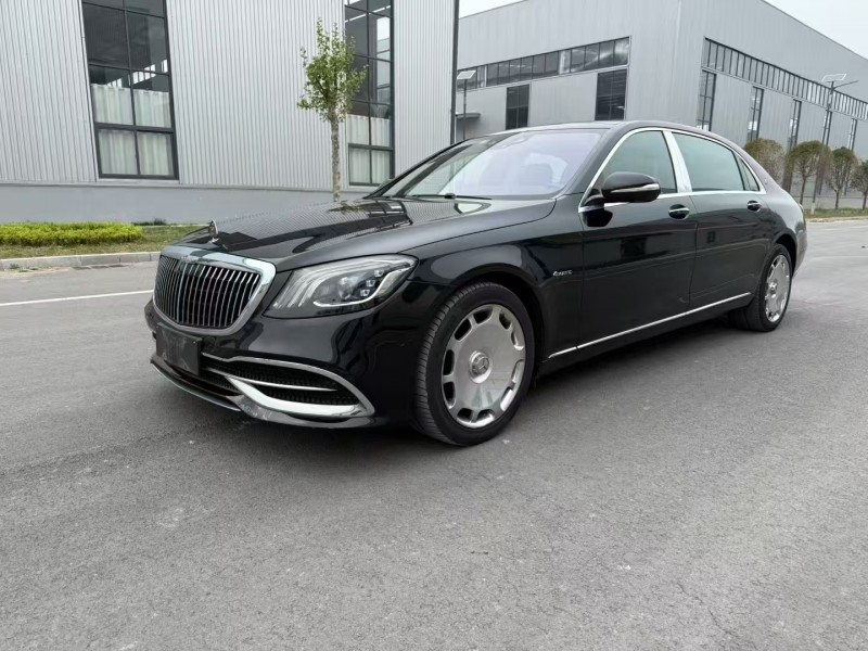 徐州19年奔驰迈巴赫S级3