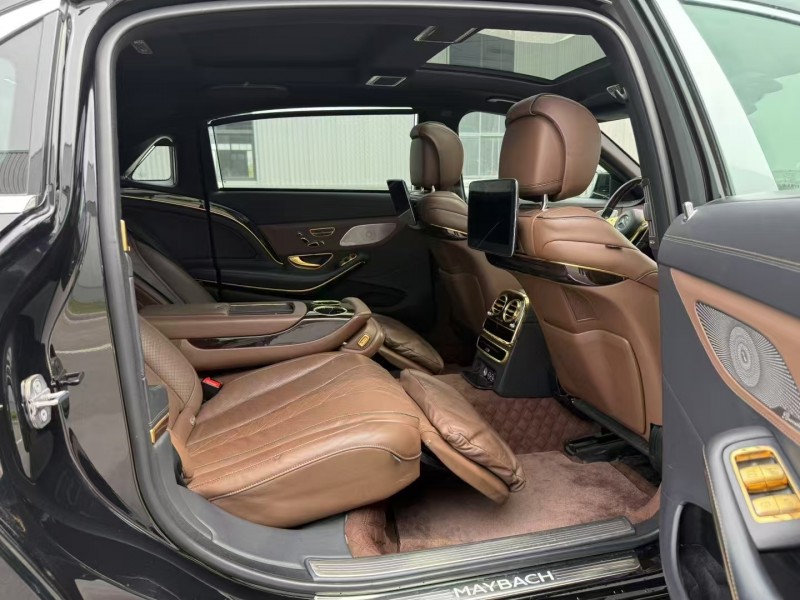 徐州19年奔驰迈巴赫S级5