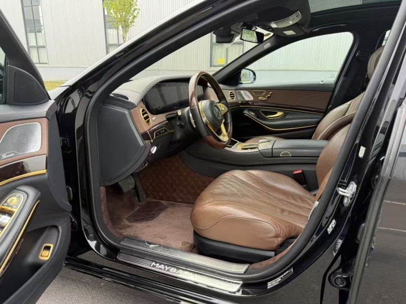 徐州19年奔驰迈巴赫S级6