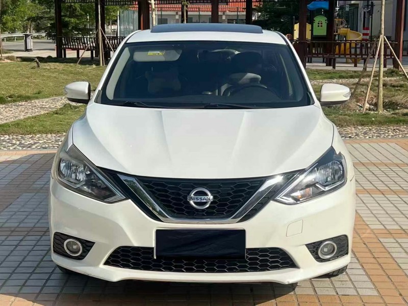 汕頭17年日產軒逸1