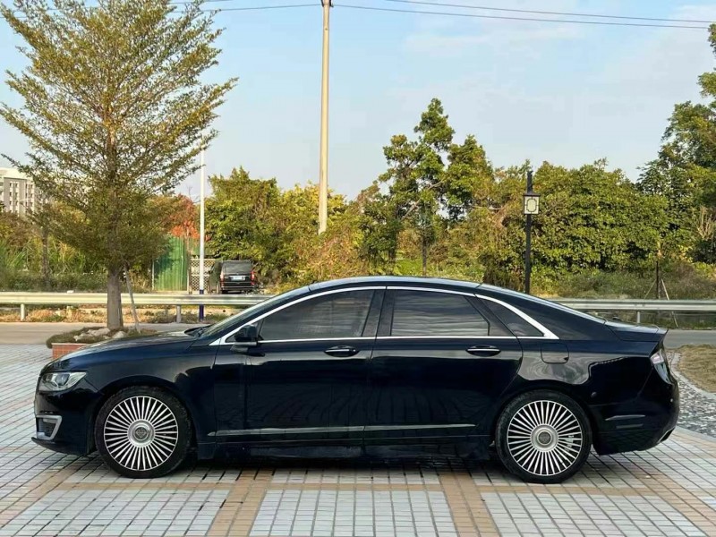 汕頭17年林肯MKZ3