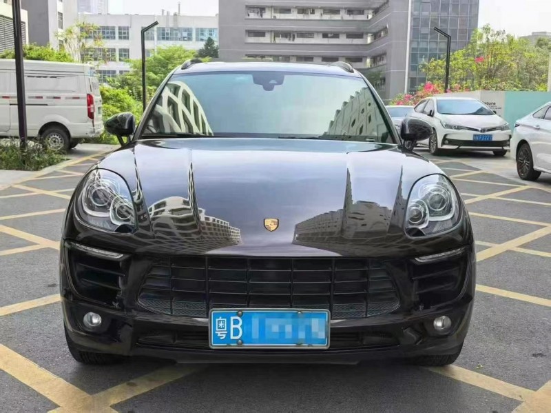 深圳18年保時捷Macan1