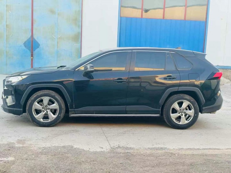 鶴壁22年豐田RAV4榮放6