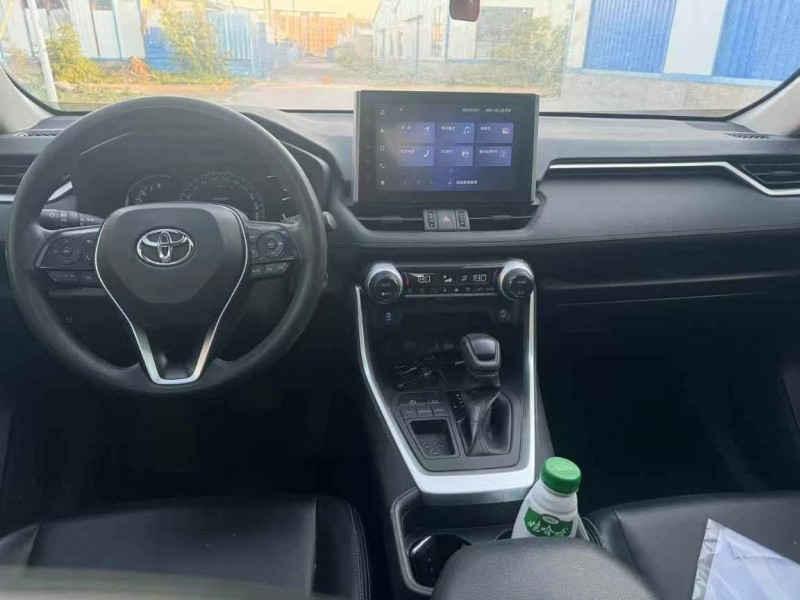 鶴壁22年豐田RAV4榮放7