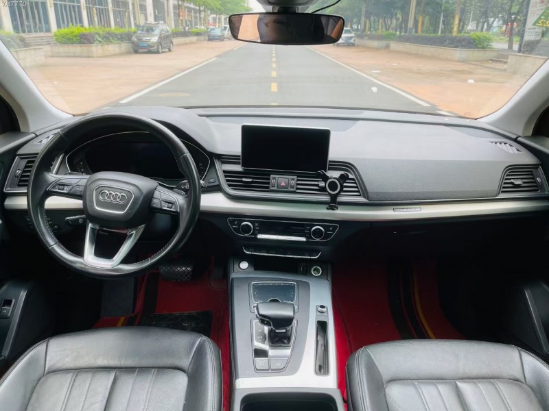 东莞20年奥迪Q56