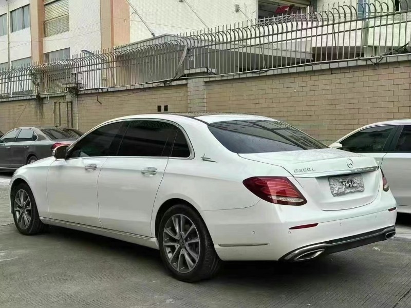 广州19年奔驰E5