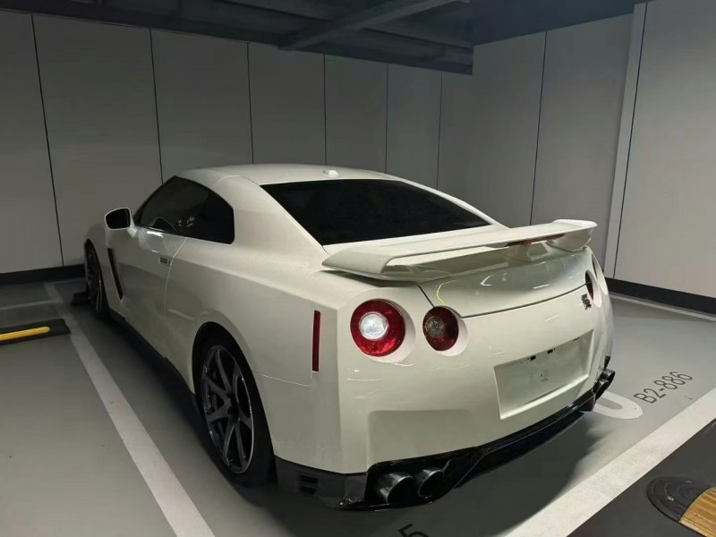 廣州13年日產GT-R5