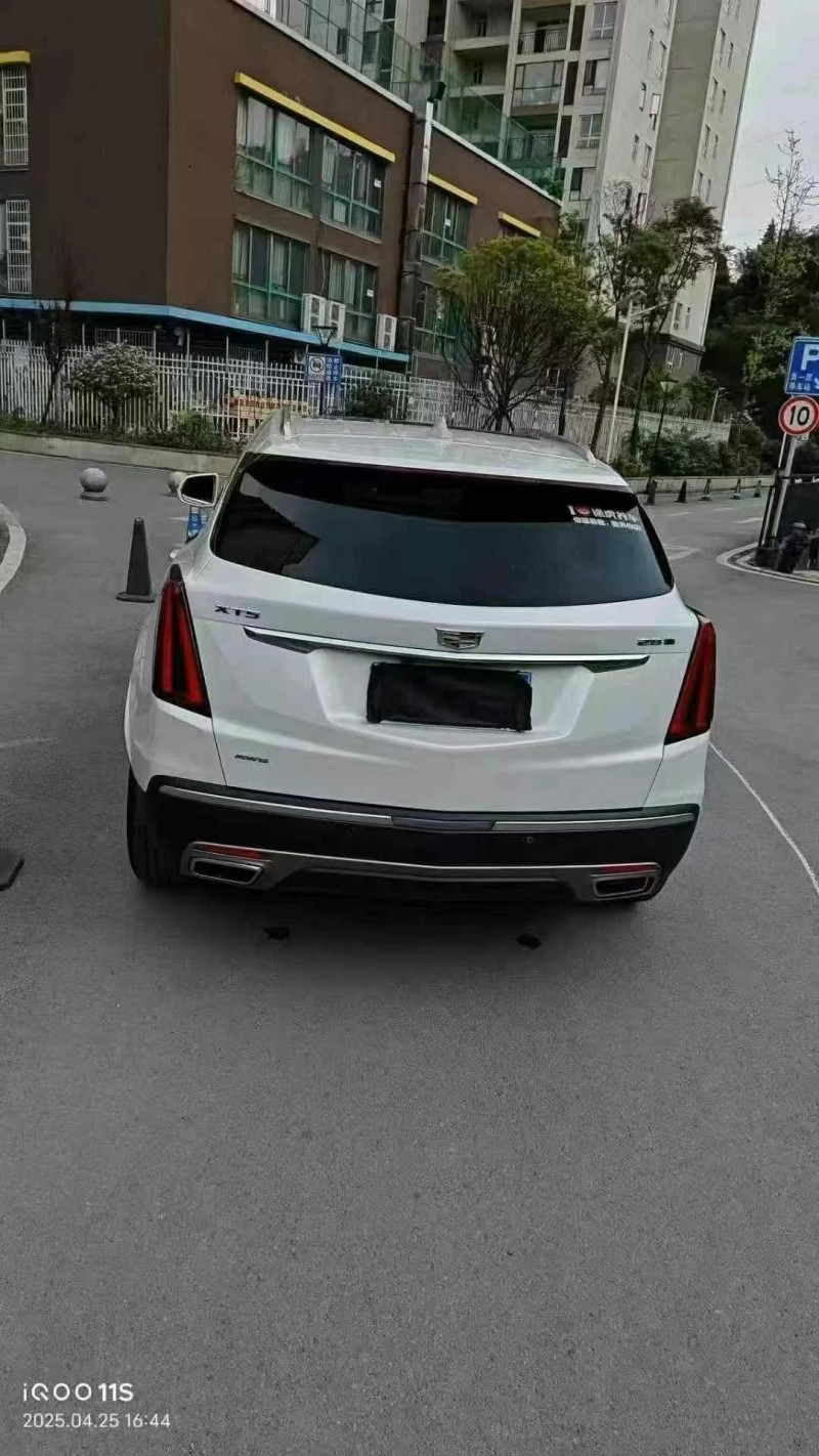 銅仁21年凱迪拉克XT59