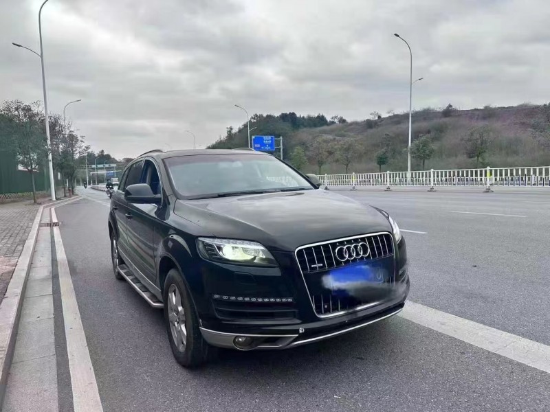 景德鎮12年奧迪Q72