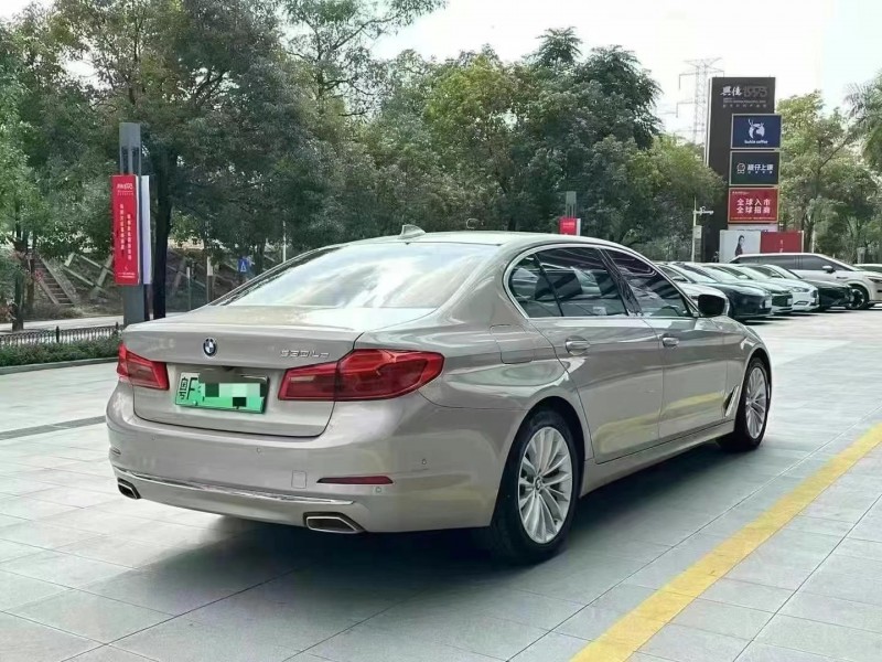 广州20年宝马5系8