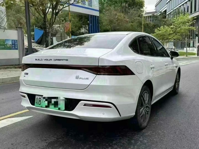 廣州23年比亞迪秦8
