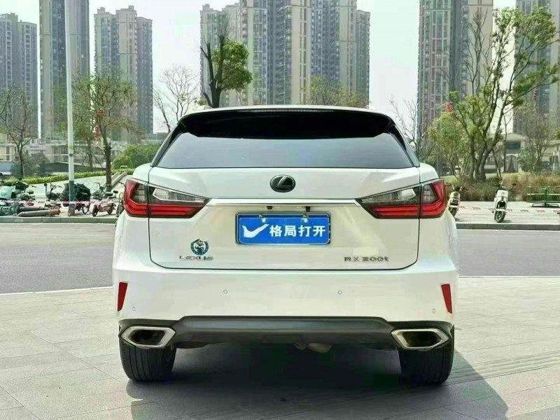 东莞16年雷克萨斯RX9