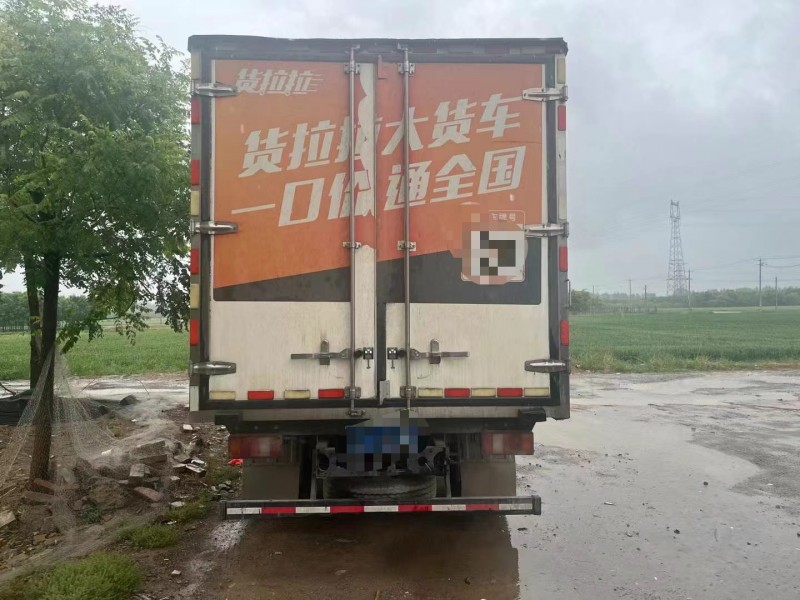 保定23年卡車系列重汽豪沃6