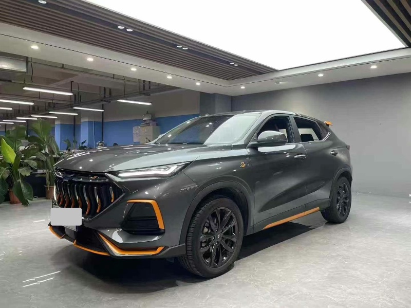 成都22年長安汽車歐尚2