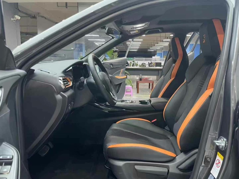 成都22年長安汽車歐尚6