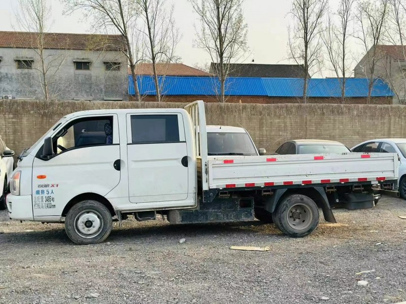 鶴壁23年凱馬汽車銳航3