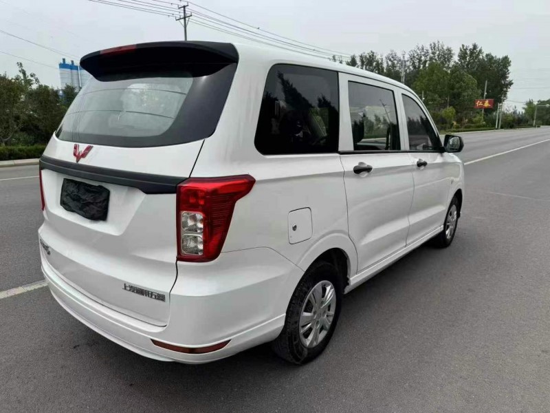 濟南20年五菱汽車宏光8