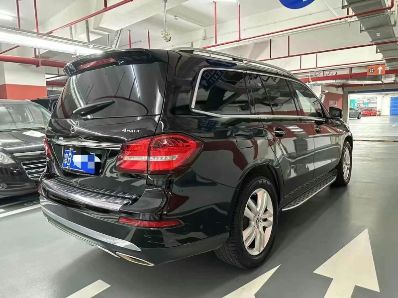 广州18年奔驰GLS8