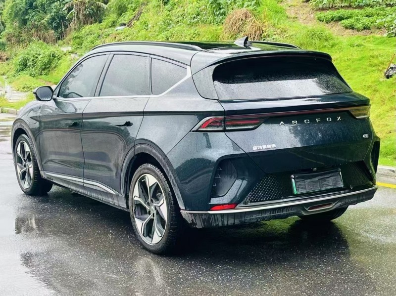 福州23年極狐汽車阿爾法6