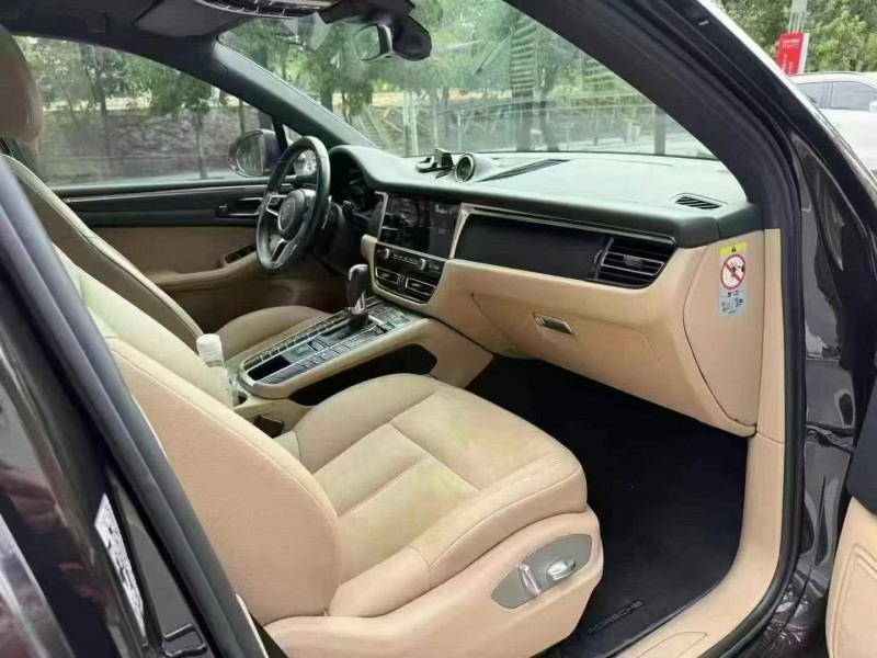 廣州21年保時捷Macan4