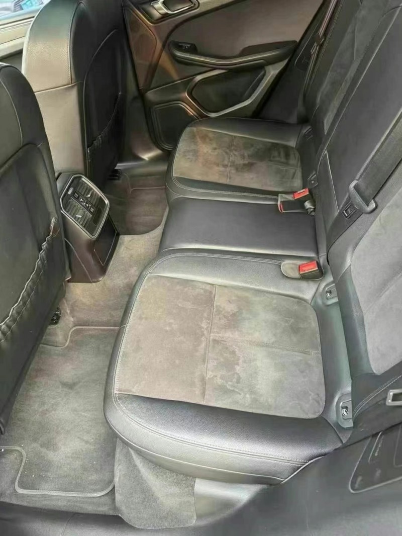 廣州15年保時捷Macan5