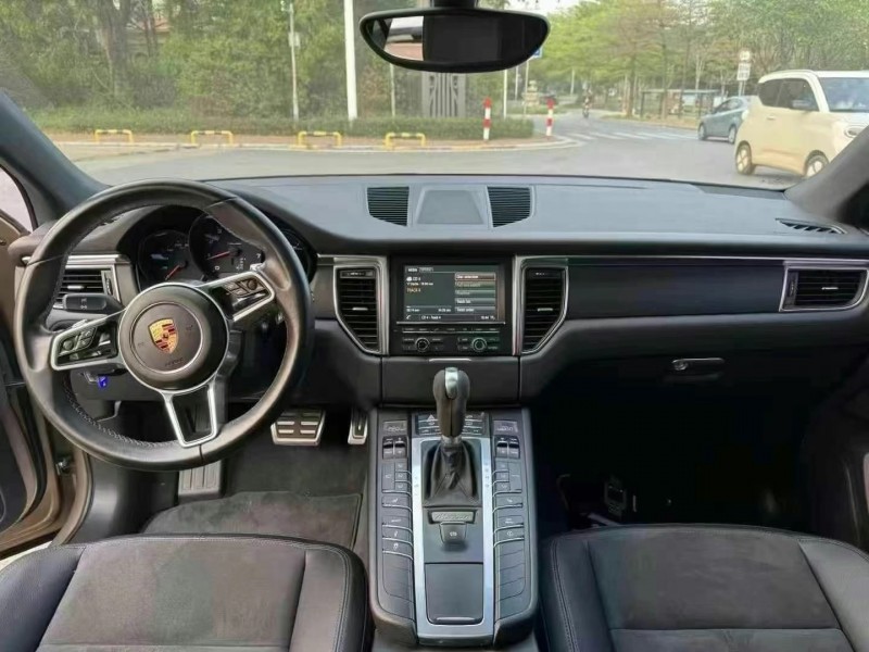廣州15年保時捷Macan6