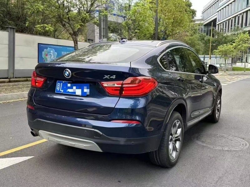 广州17年宝马X48