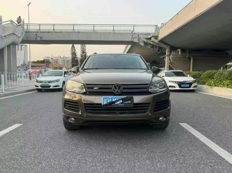 广州14年大众途锐1