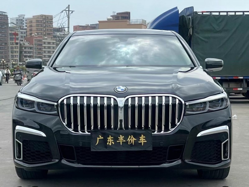 广州17年宝马7系1