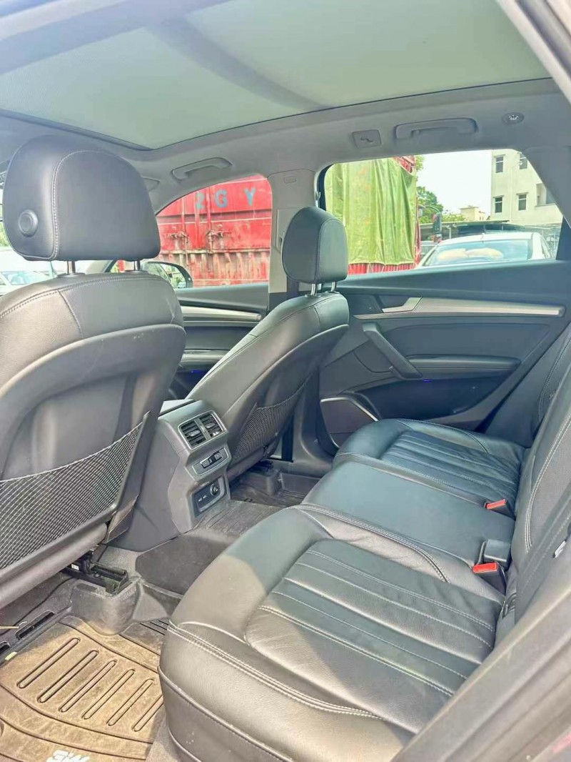 广州20年奥迪Q56