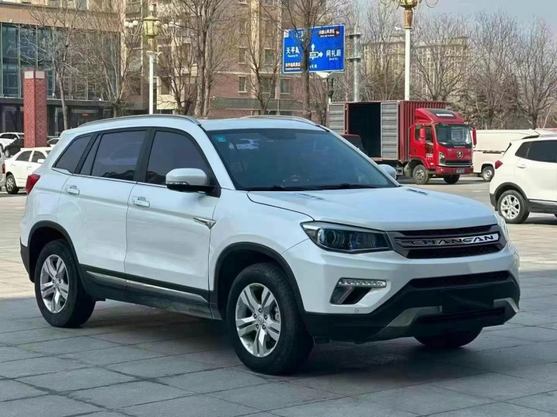濟南17年長安汽車CS753