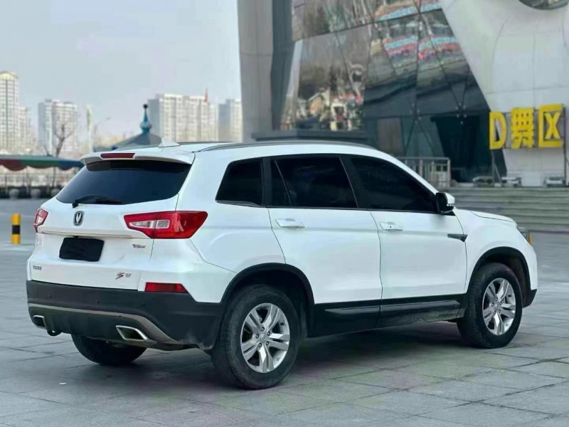 濟南17年長安汽車CS758