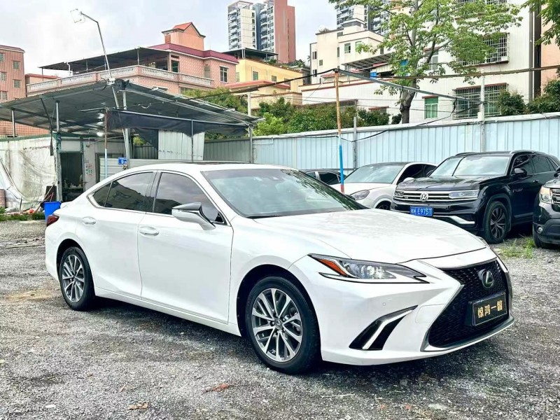 广州23年雷克萨斯ES2