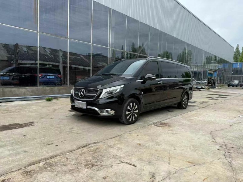 徐州21年奔驰威霆2