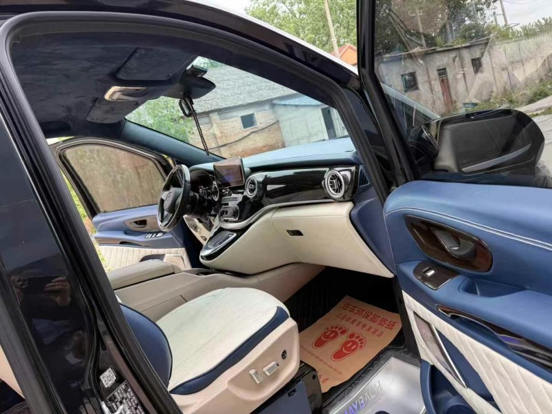 徐州21年奔驰威霆6