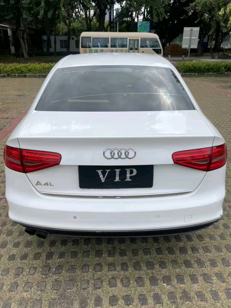 东莞15年奥迪A4L8
