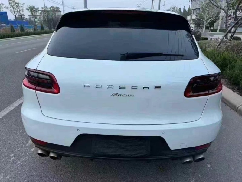 威海18年保時捷Macan9