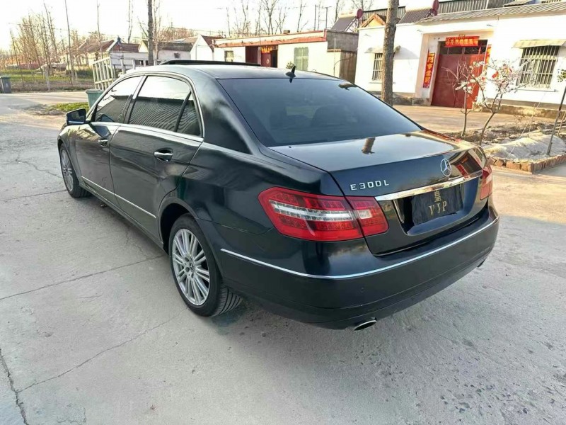 徐州13年奔驰E8