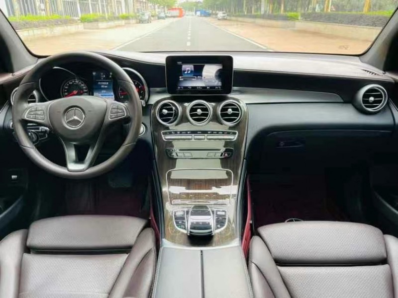 东莞16年奔驰GLC6