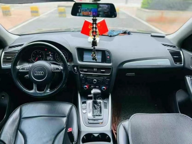 东莞15年奥迪Q58