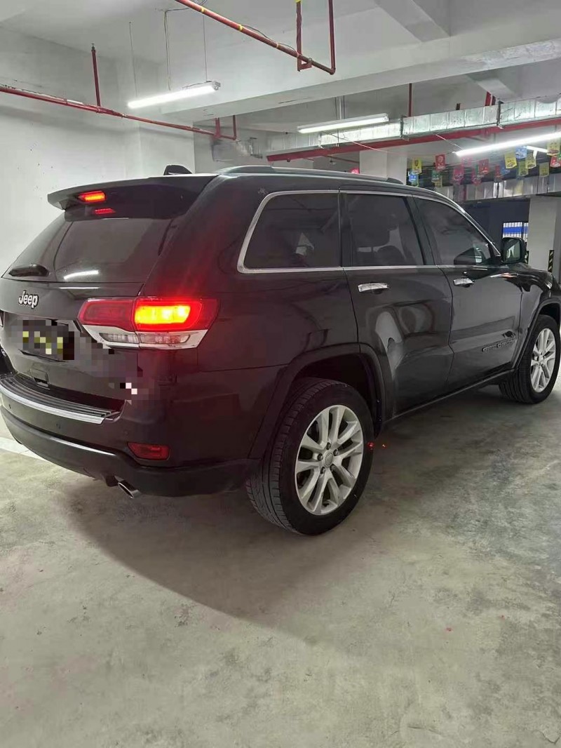 株洲19年Jeep大切諾基7