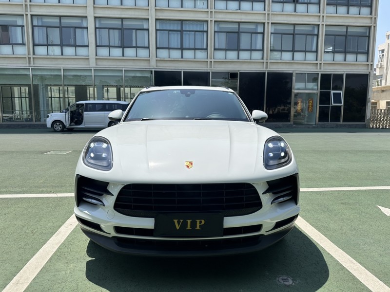 鹽城20年保時捷Macan1