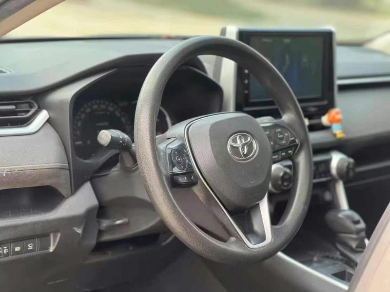 广州20年丰田RAV4荣放5