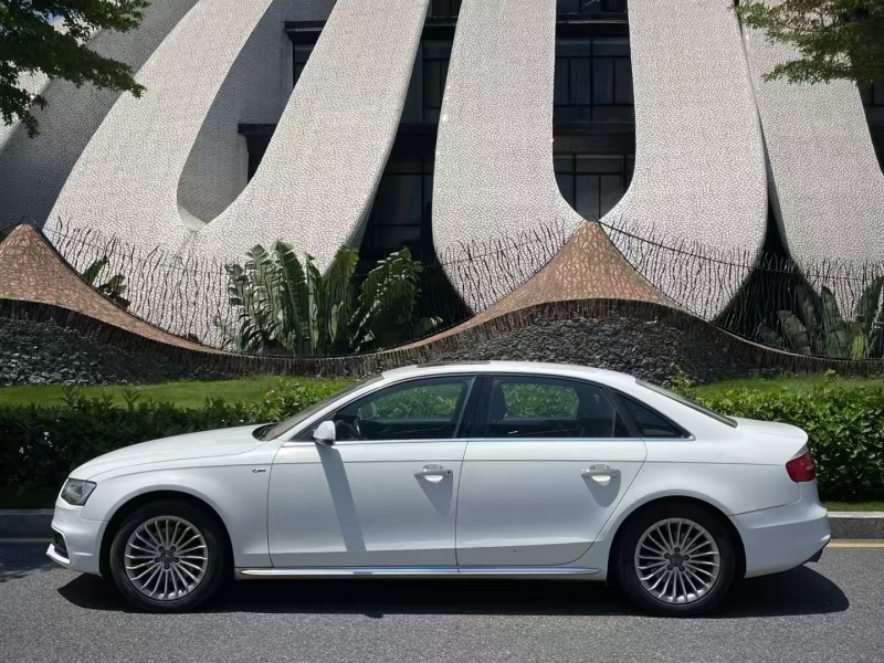 广州16年奥迪A4L8