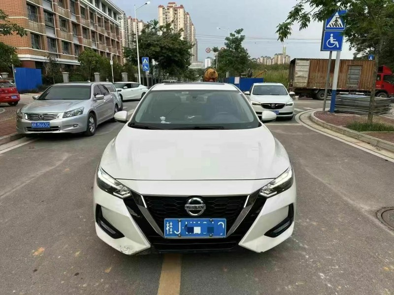 南寧20年日產軒逸1