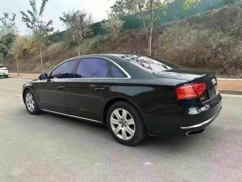 南寧13年奧迪A8L7