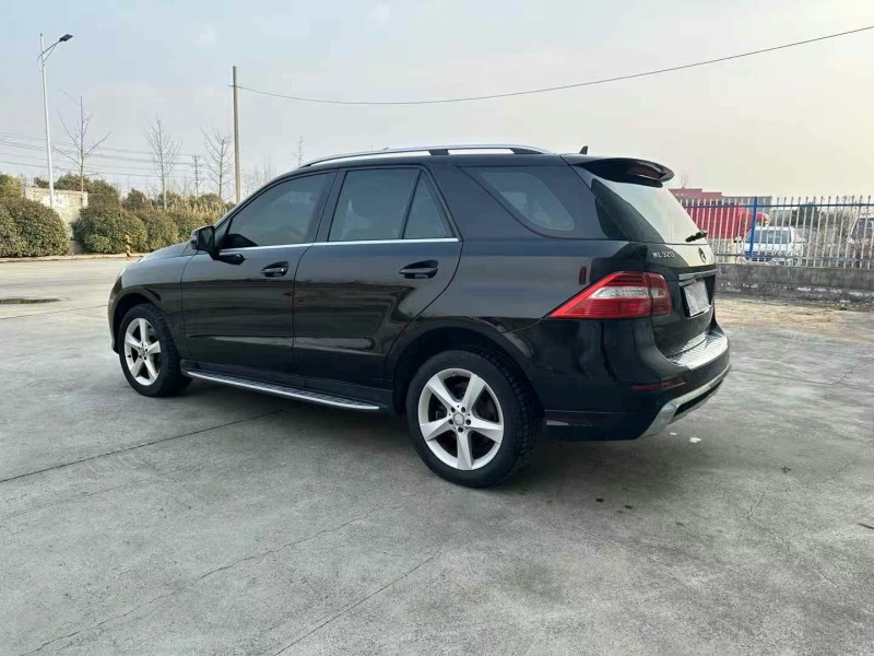 徐州14年奔驰ML8