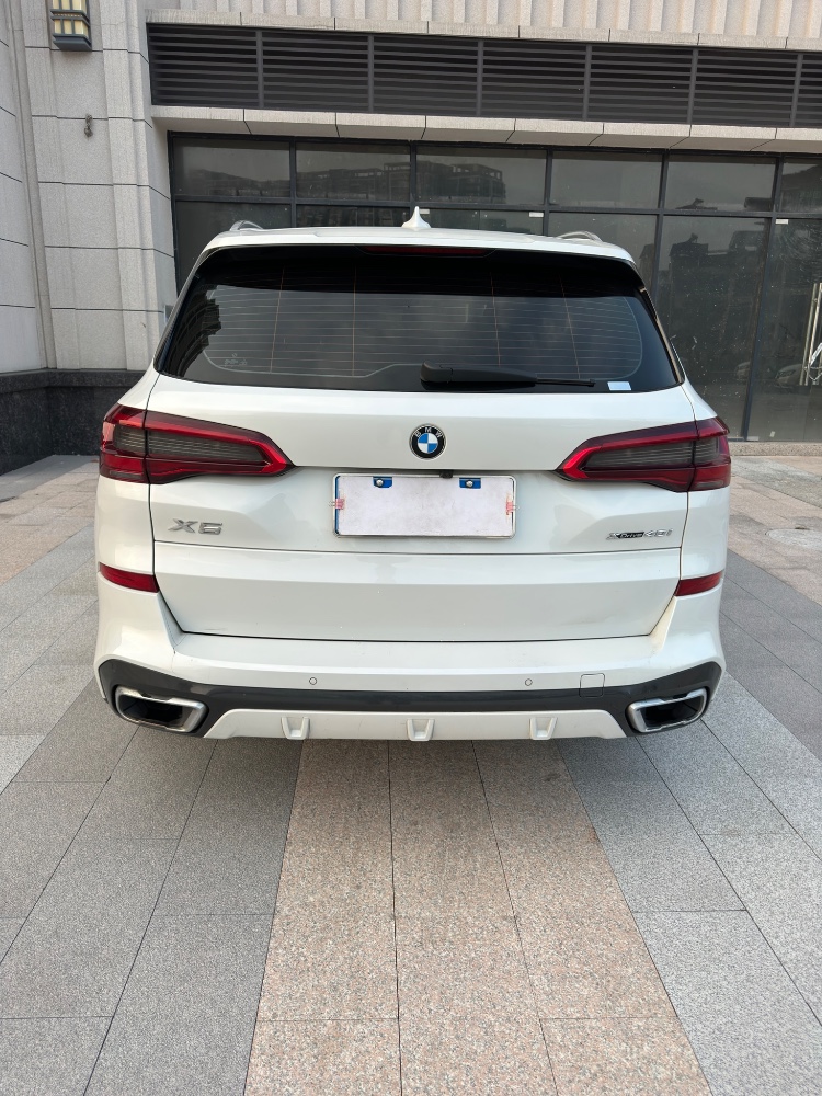梅州20年寶馬X54