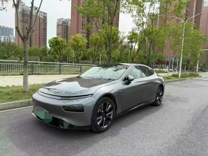 黃石23年小鵬汽車p73