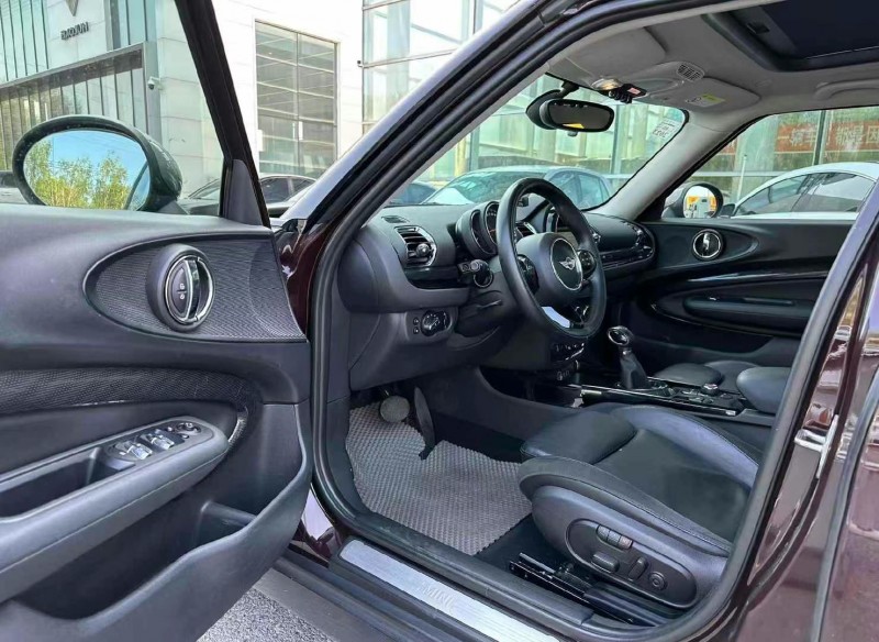 鹽城16年MINICLUBVAN5